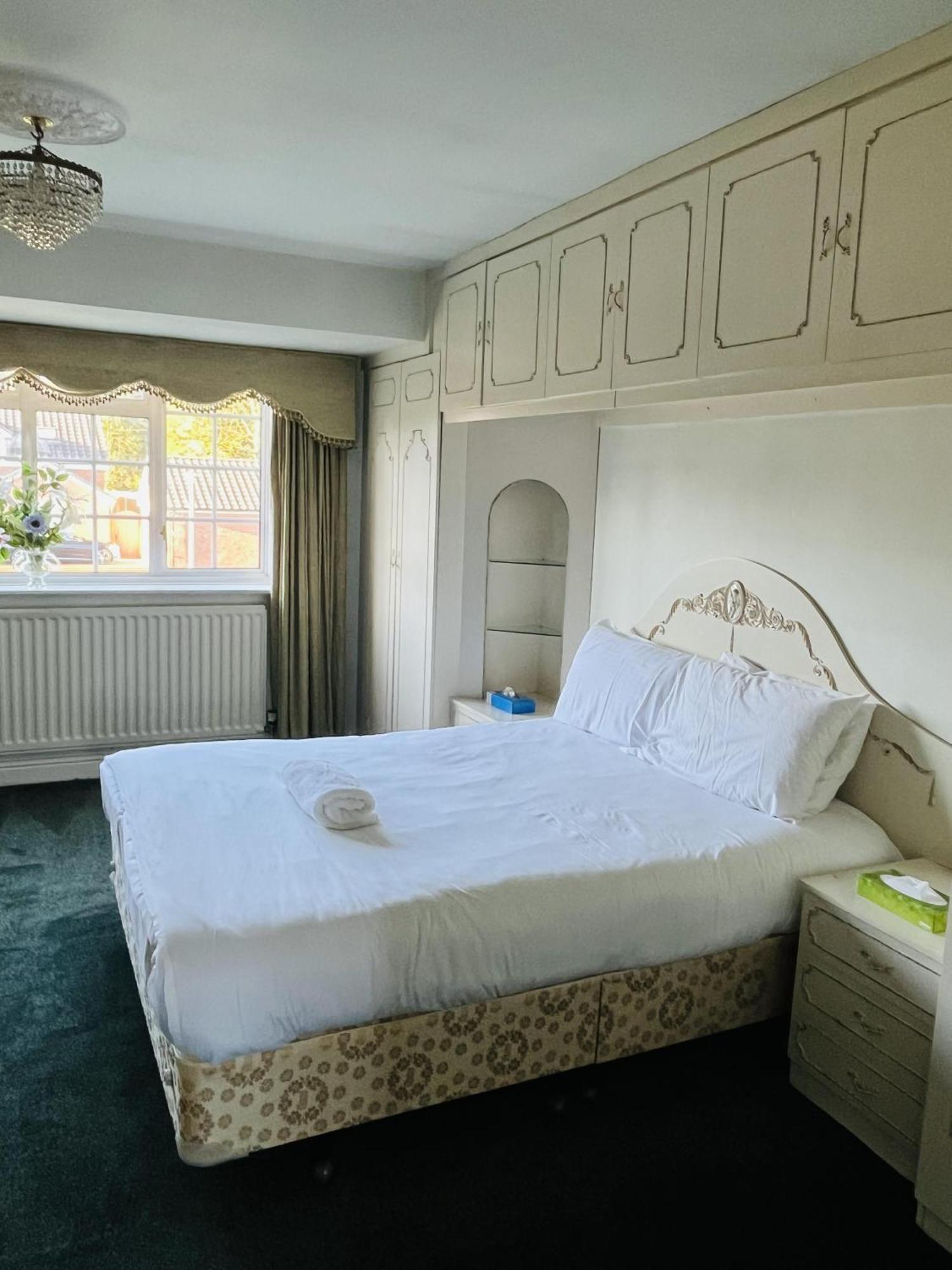 Unwind In Comfort At Cosy Caradus Free Parking Бірмінгем Екстер'єр фото
