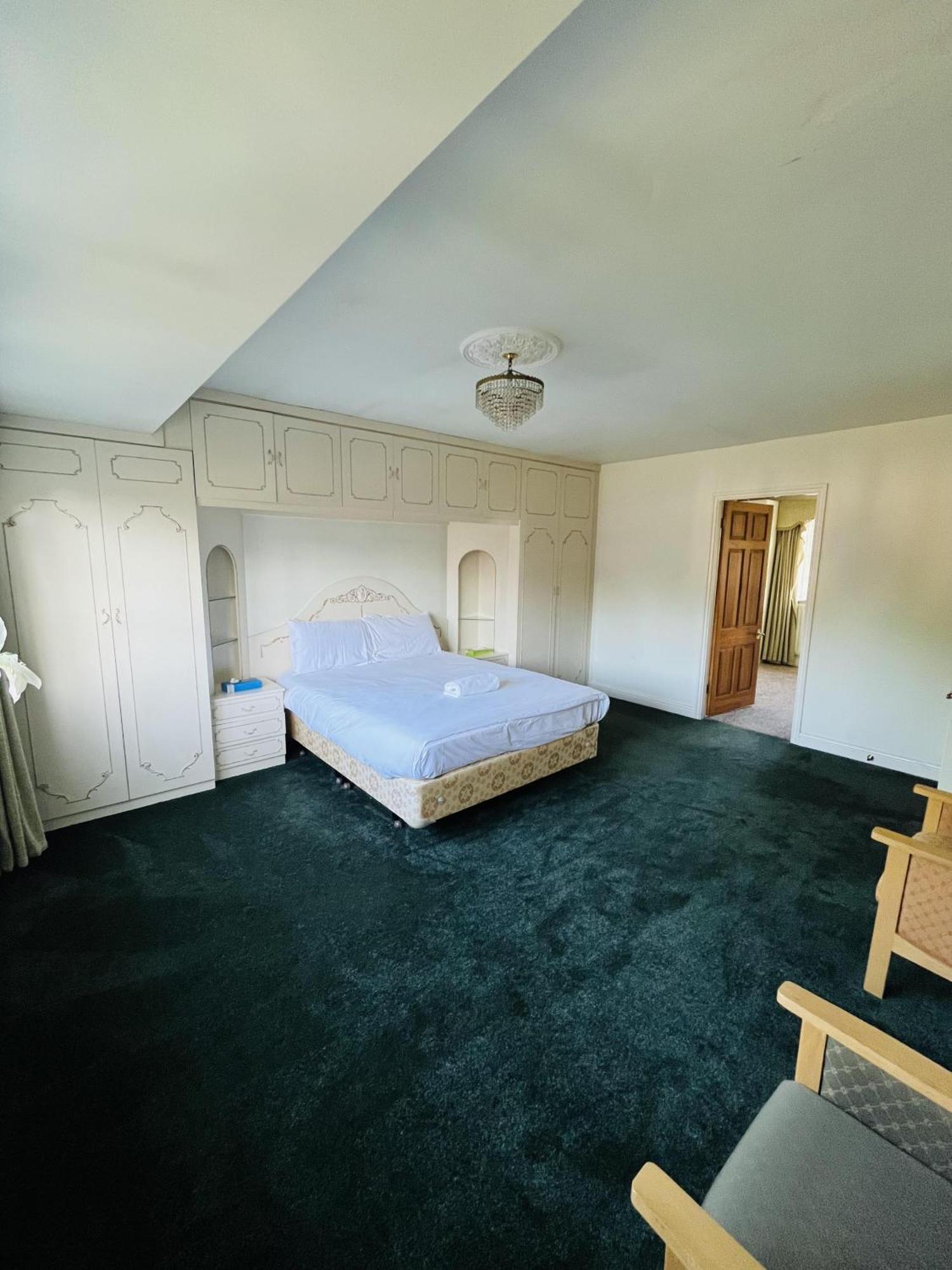 Unwind In Comfort At Cosy Caradus Free Parking Бірмінгем Екстер'єр фото