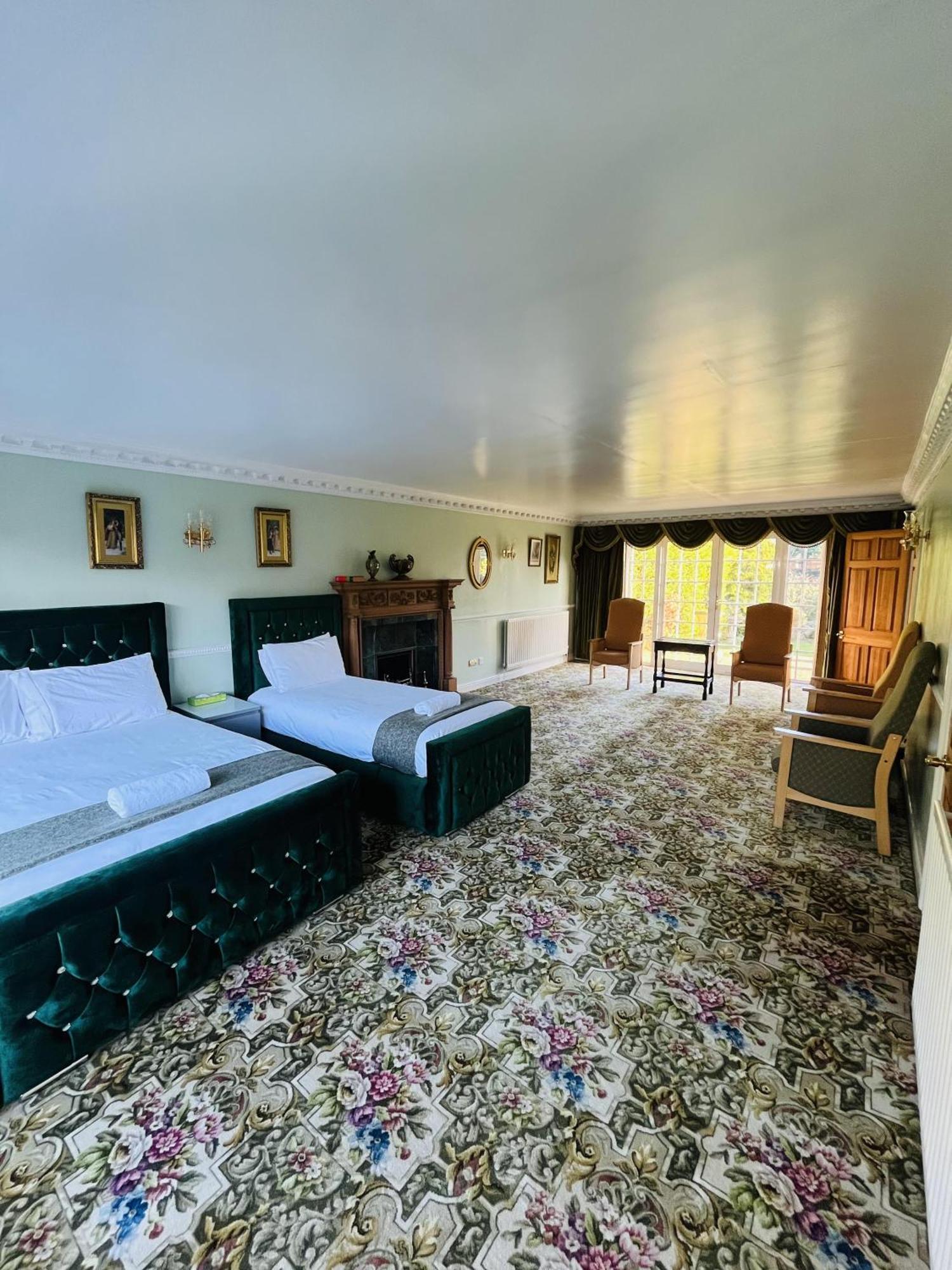 Unwind In Comfort At Cosy Caradus Free Parking Бірмінгем Екстер'єр фото